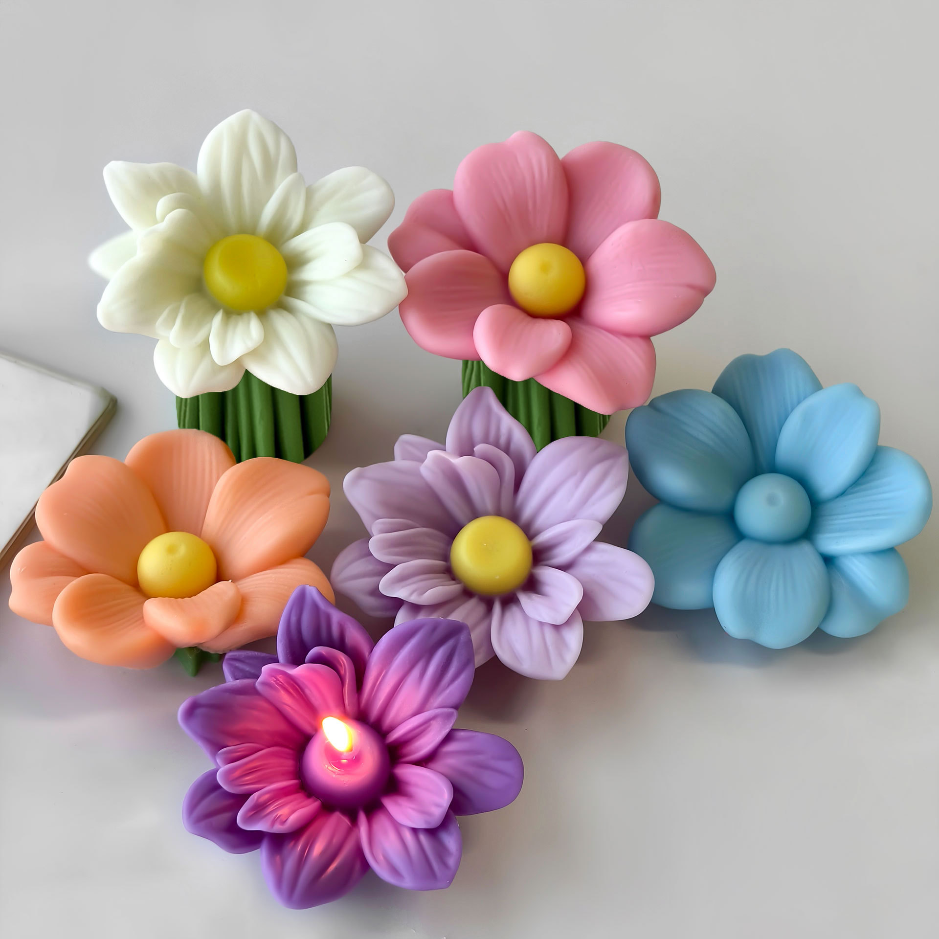 DIY Flowers Aroma Candle Silic - đánh giá và giá Soap Making Essentials